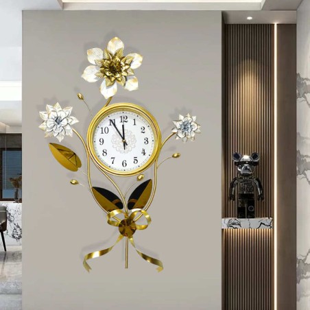 Elegant Metal Flower Bouquet Wall Clock